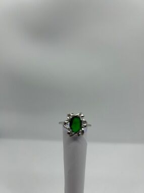 Silver Ring with Green Oval Gemstone - Classic Women's Jewelry